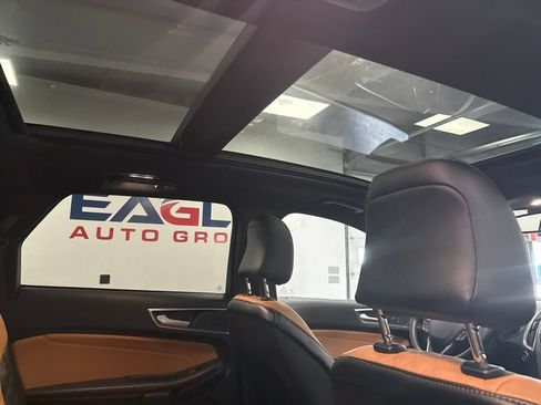 Used 2024 Ford Edge Titanium w/ Titanium Elite Package AWD/4WD image 35