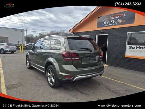 Used 2016 Dodge Journey Crossroad image 4