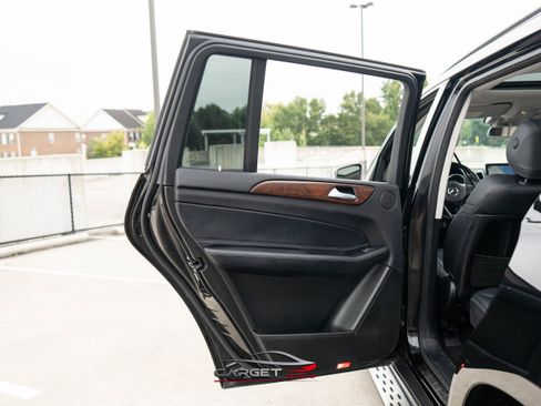 Used 2018 Mercedes-Benz GLS 450 4MATIC image 45