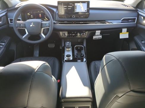 New 2026 Mitsubishi Outlander SEL FWD image 16