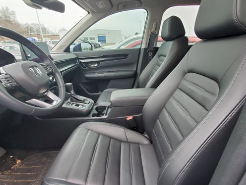 Used 2025 Honda CR-V EX-L image 3