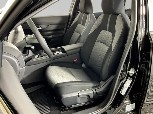 New 2026 Nissan Sentra SV FWD image 17
