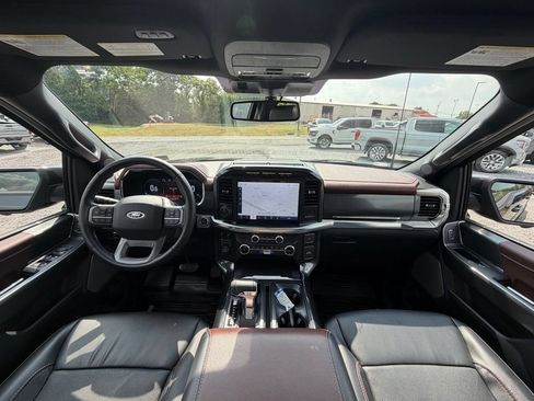 Used 2022 Ford F150 Lariat w/ Equipment Group 502A High AWD/4WD image 9