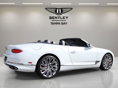Certified 2023 Bentley Continental GT V8 AWD/4WD image 9