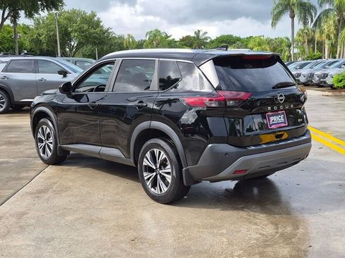 Used 2023 Nissan Rogue SV w/ SV Premium B Package FWD image 8