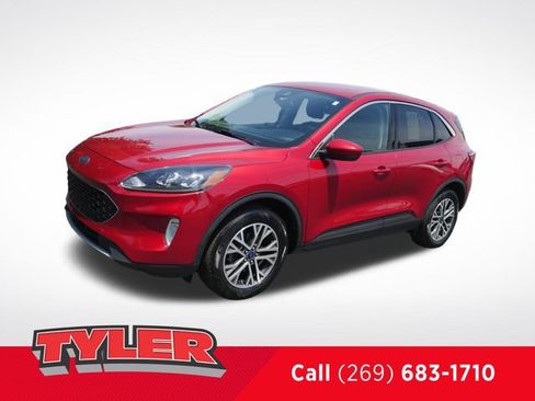 Used 2022 Ford Escape SEL w/ Technology Package AWD/4WD image 3