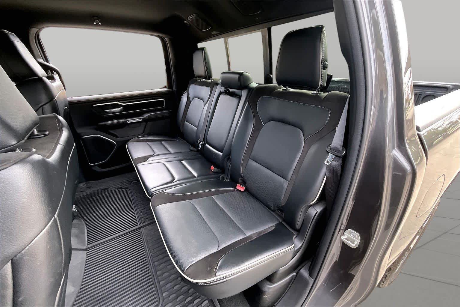Used 2024 RAM 1500 Laramie AWD/4WD image 20