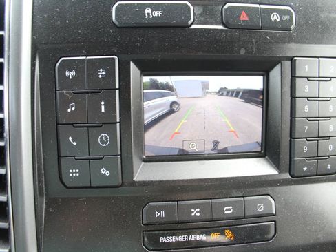 Used 2018 Ford F150 XLT RWD image 14