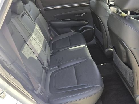 Used 2022 Hyundai Tucson SEL w/ Convenience + Premium Package FWD image 16