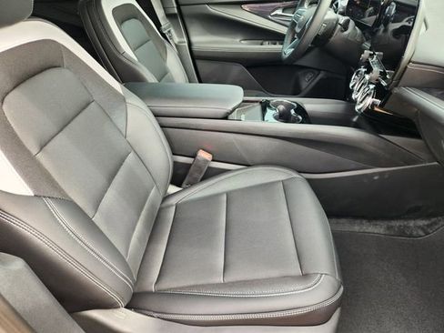 New 2026 Chevrolet Blazer EV LT image 21