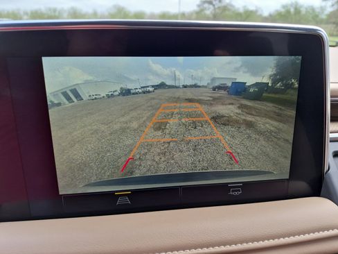 Used 2023 Chevrolet Tahoe Premier image 15