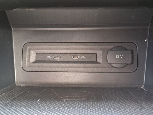Used 2023 Volkswagen Atlas SE w/ Black Wheel Package FWD image 24