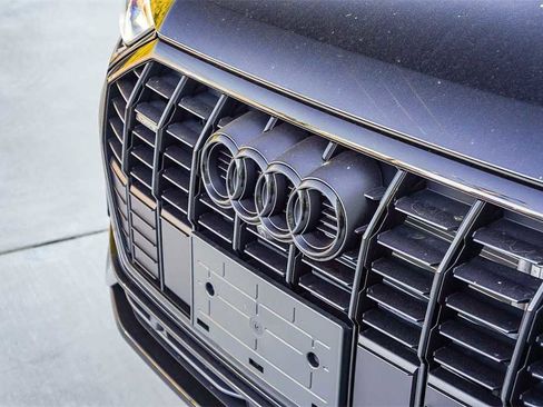 New 2025 Audi Q3 2.0T Premium Plus image 9