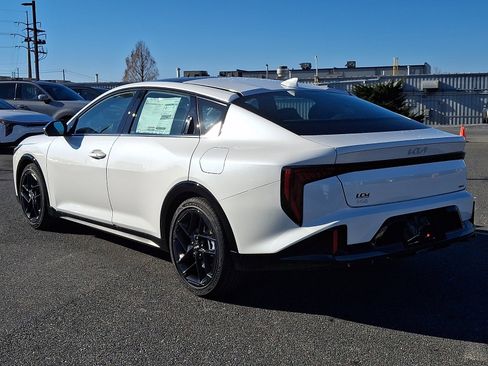 New 2025 Kia K4 GT-Line Turbo image 5