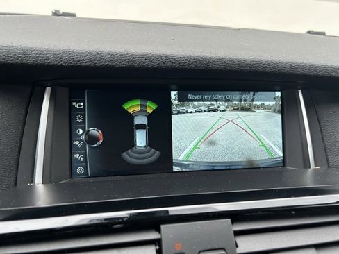 Used 2017 BMW X3 xDrive28i image 10