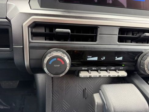 Certified 2025 Toyota 4Runner SR5 AWD/4WD image 26