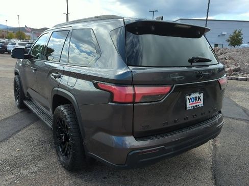 Used 2023 Toyota Sequoia SR5 image 6