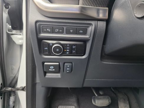 Used 2023 Ford F150 Raptor w/ Raptor Carbon Fiber Package AWD/4WD image 27