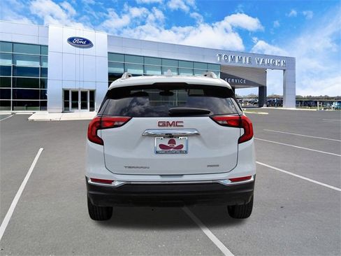 Used 2019 GMC Terrain SLT image 3