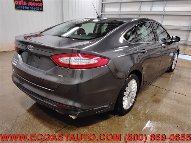 Used 2016 Ford Fusion Energi SE w/ Driver Assist Package FWD image 3