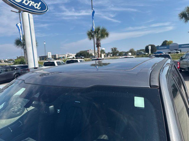 Certified 2022 Ford F250 Platinum w/ Tremor Off-Road Package AWD/4WD image 13