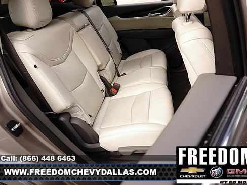 Certified 2023 Cadillac XT6 Premium Luxury image 14