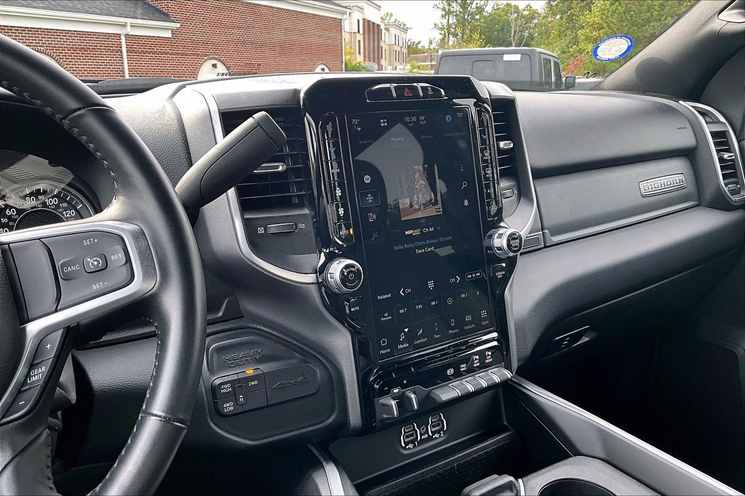 Used 2024 RAM 2500 Big Horn w/ Night Edition AWD/4WD image 6