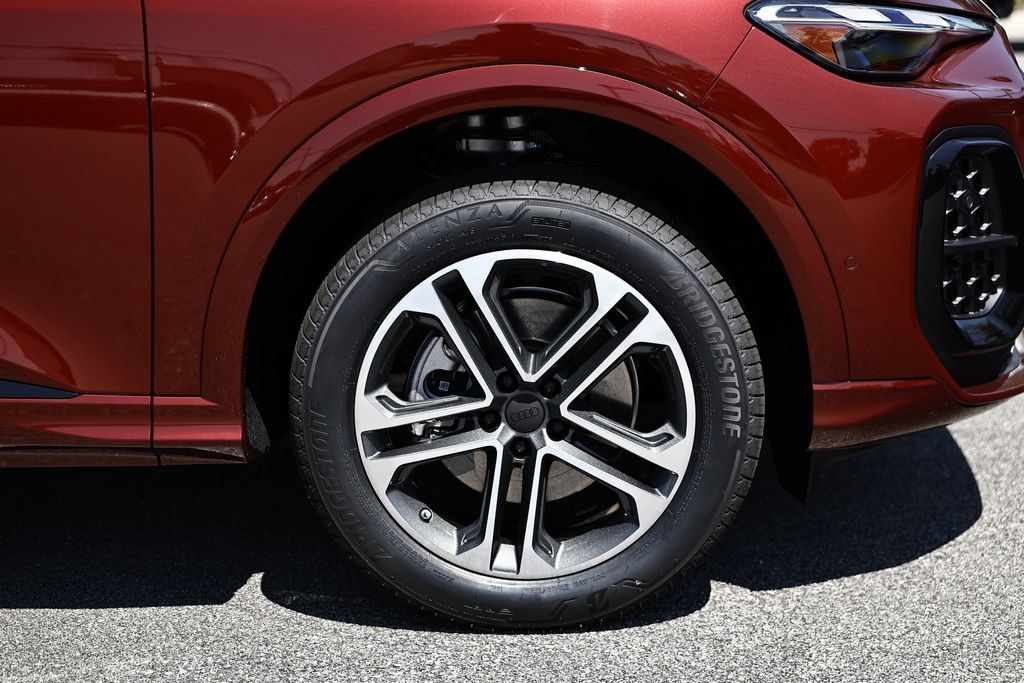 New 2026 Audi Q5 2.0T AWD/4WD image 5
