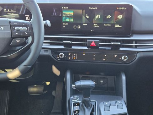 New 2026 Kia Sportage LX w/ LX Convenience Package image 14