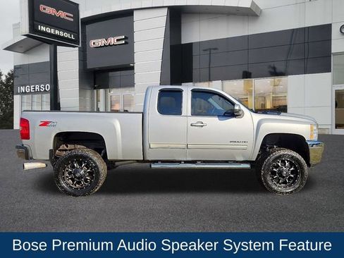 Used 2011 Chevrolet Silverado 2500 LTZ w/ Snow Plow Prep Package image 10
