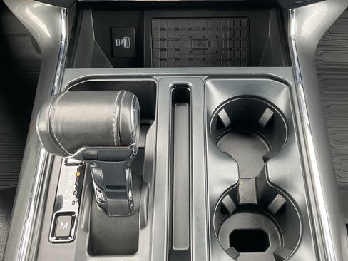 Used 2023 Ford F150 Lariat w/ Equipment Group 502A High AWD/4WD image 18