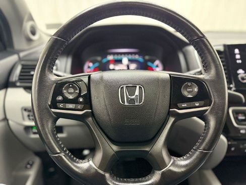 Used 2020 Honda Pilot Touring image 14