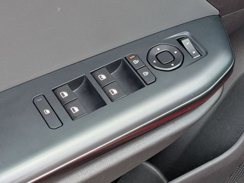 Used 2025 Kia K4 FWD image 13