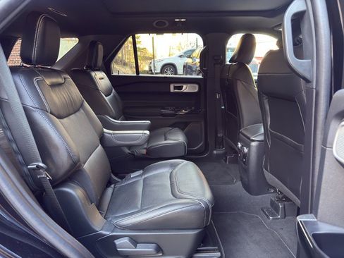 Used 2021 Ford Explorer ST w/ Equipment Group 401A image 34