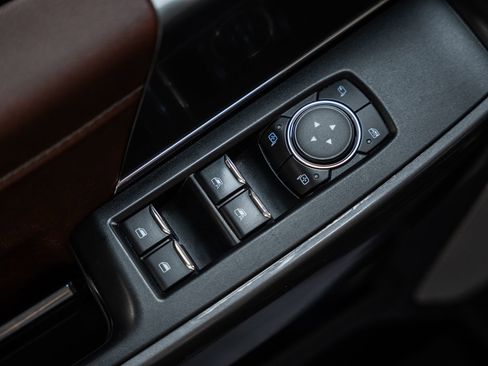 Used 2022 Ford F150 Lariat image 43