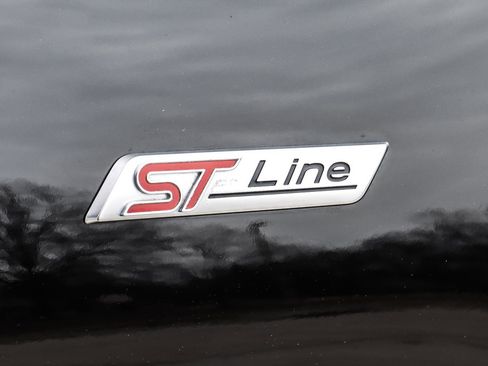 Used 2019 Ford Fiesta ST-Line w/ ST Line Cold Weather Package image 19