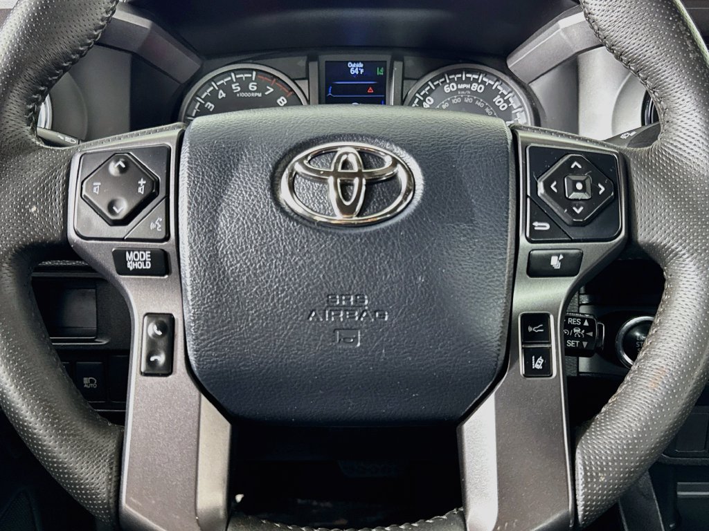 Used 2019 Toyota Tacoma TRD Sport AWD/4WD image 38