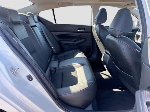 Used 2022 Nissan Altima 2.5 SR w/ Midnight Edition Package image 26