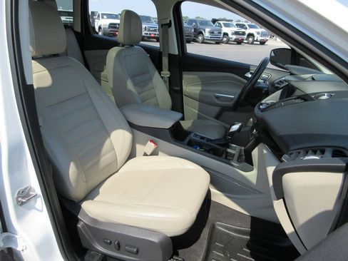 Used 2018 Ford Escape Titanium FWD image 23