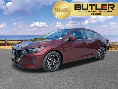 Used 2025 Nissan Sentra SV FWD image 1