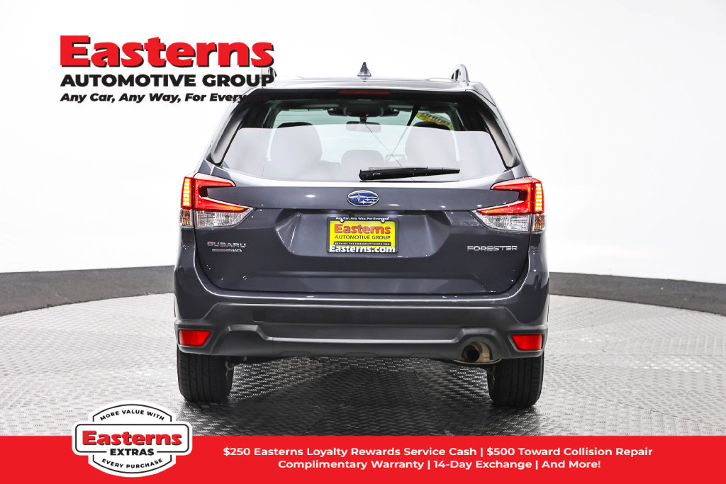 Used 2022 Subaru Forester Premium AWD/4WD image 7