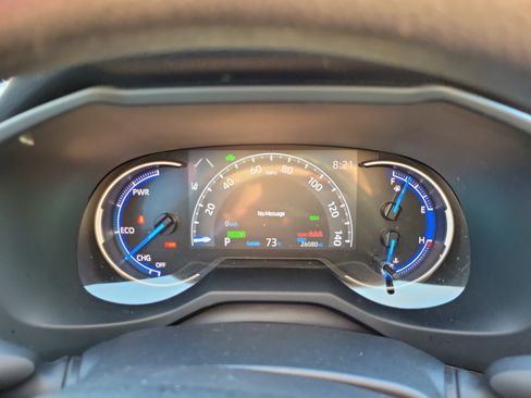 Used 2025 Toyota RAV4 XLE w/ Convenience Package image 24