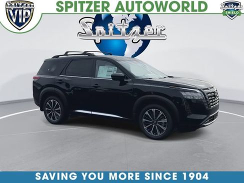 New 2026 Nissan Pathfinder Platinum w/ Cargo Package AWD/4WD image 2