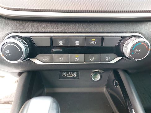 Used 2023 Nissan Altima 2.5 SR image 17