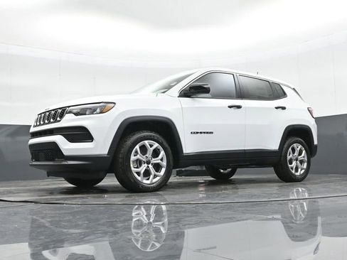 Used 2025 Jeep Compass Sport AWD/4WD image 49