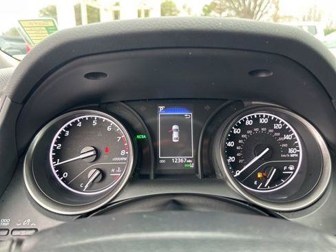 Used 2022 Toyota Camry SE image 20