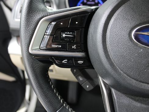 Used 2018 Subaru Outback 2.5i Limited AWD/4WD image 10