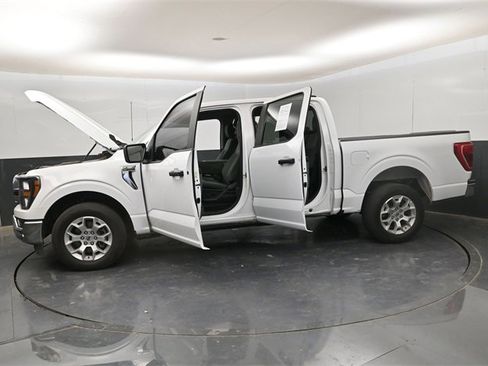 Used 2023 Ford F150 XLT image 31