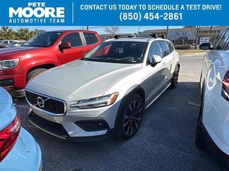 Used 2020 Volvo V60 T5 Cross Country video 1
