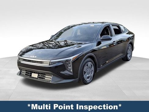 Used 2025 Kia K4 LX image 4